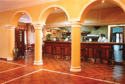 El Mirador Hotel 3*